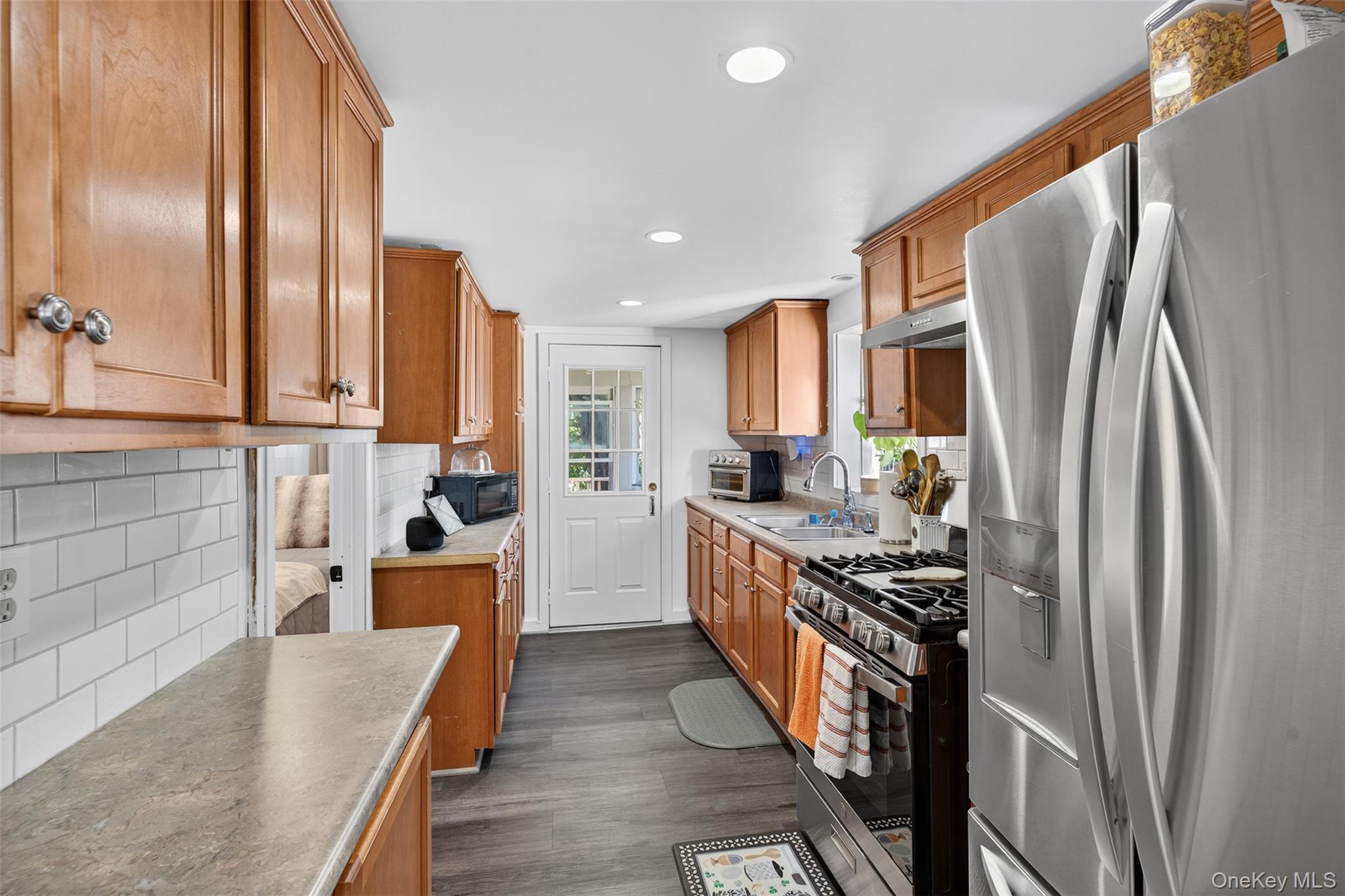 83 Poplar Street, Newburgh, NY 12550