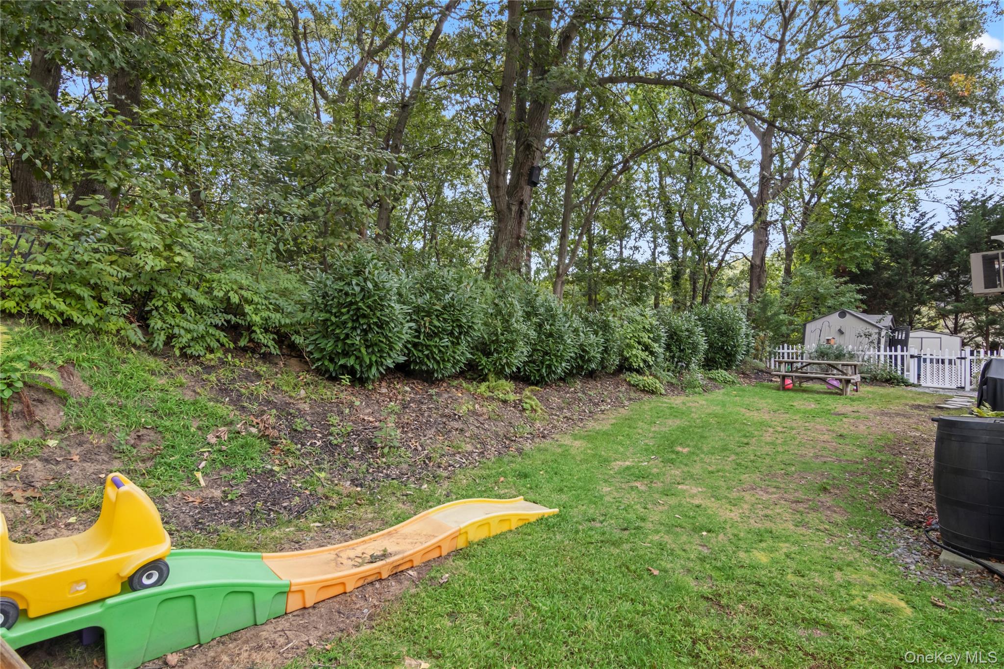 7 Dillmont Drive, Smithtown, NY 11787