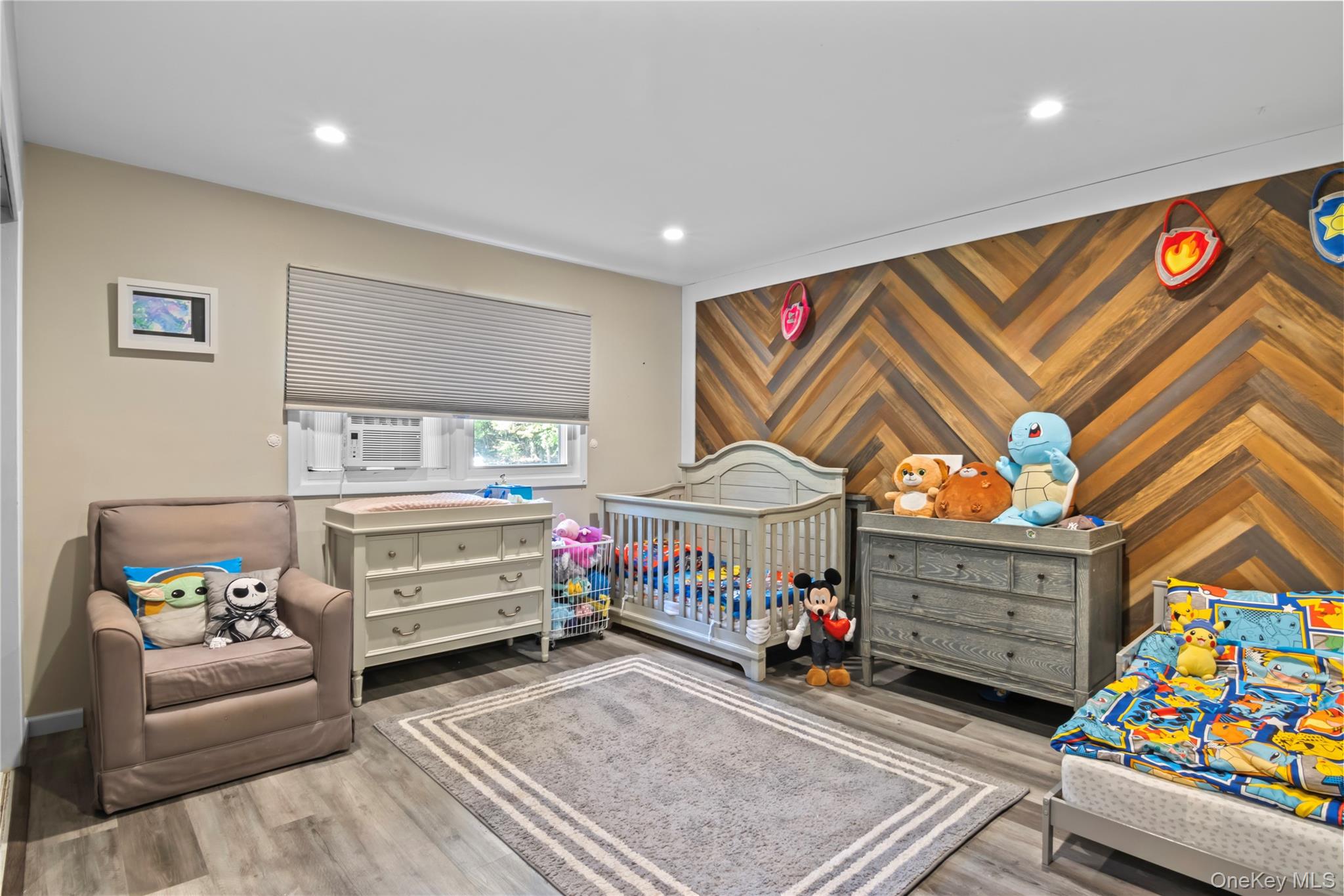 7 Dillmont Drive, Smithtown, NY 11787