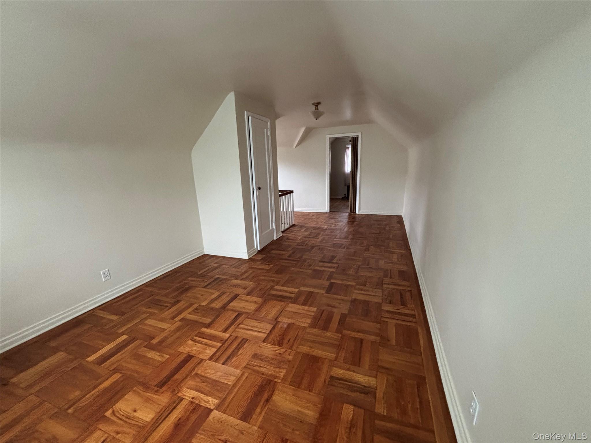 31 Claflin Boulevard, Franklin Square, NY 11010