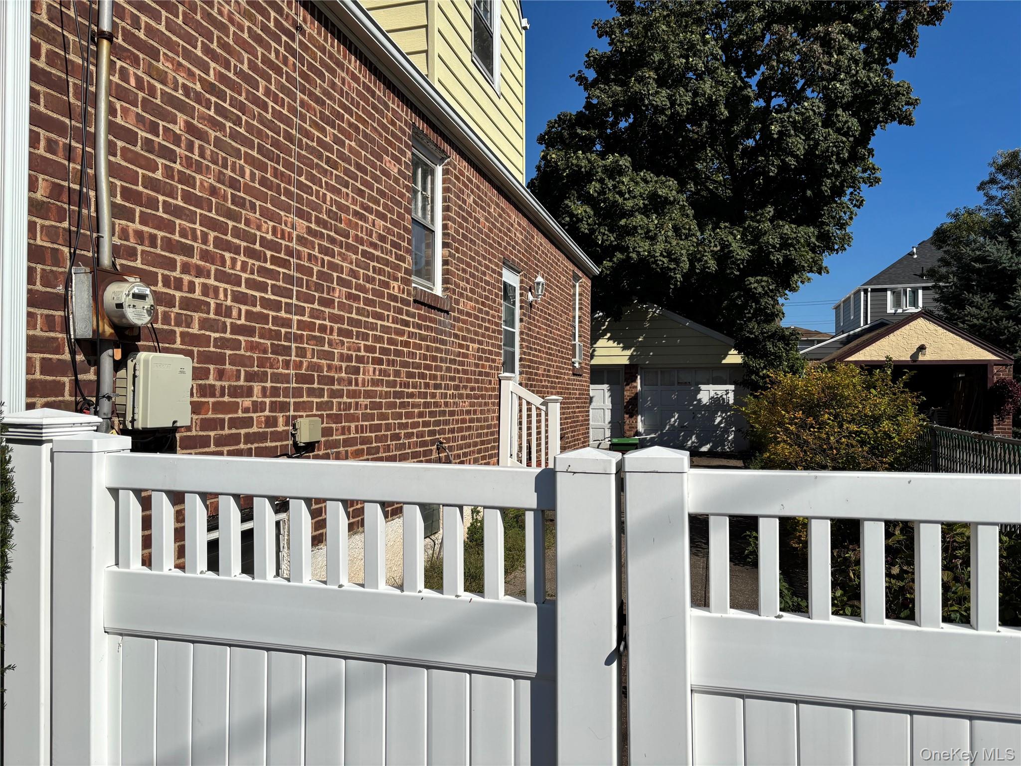 31 Claflin Boulevard, Franklin Square, NY 11010