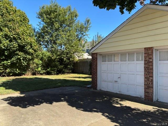 31 Claflin Boulevard, Franklin Square, NY 11010