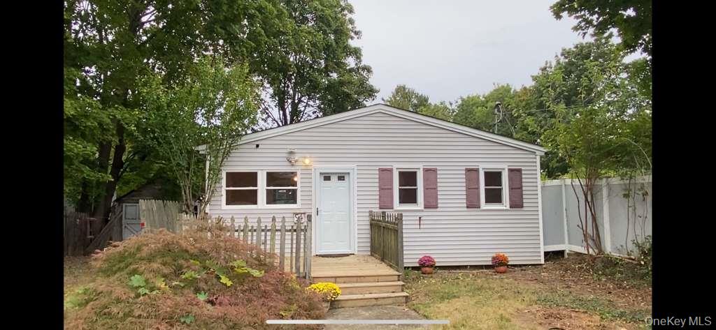 54 Oakland Avenue, Port Jefferson Station, NY 11776