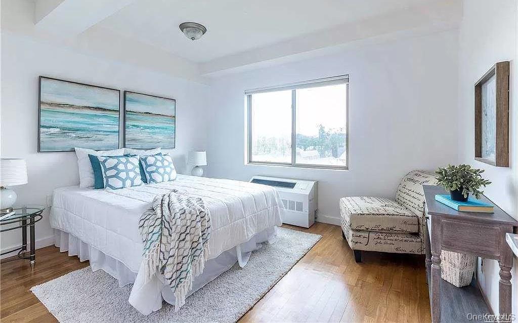 143-20 Hoover Avenue # 605, Briarwood, NY 11435