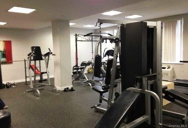 143-20 Hoover Avenue # 605, Briarwood, NY 11435