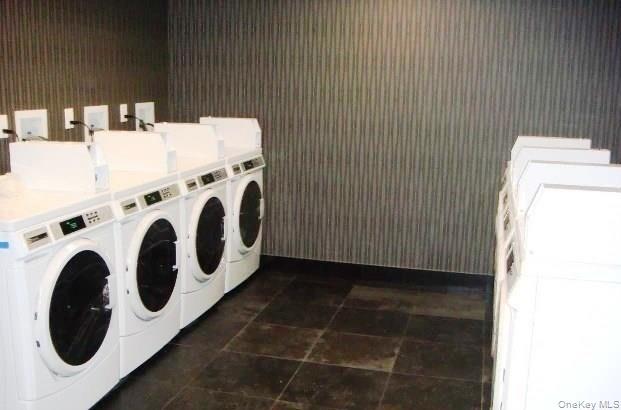 143-20 Hoover Avenue # 605, Briarwood, NY 11435