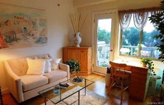 143-20 Hoover Avenue # 605, Briarwood, NY 11435