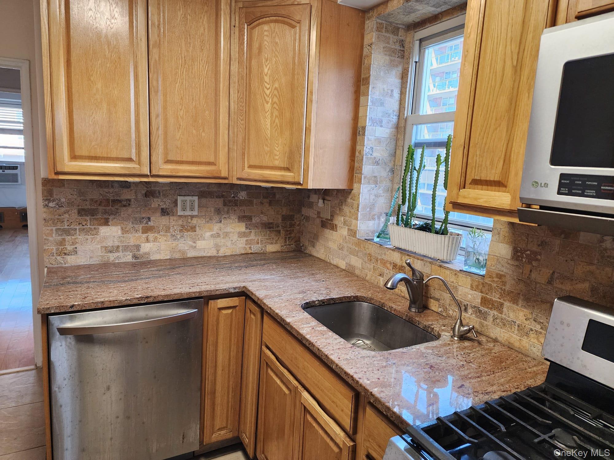 97-37 63rd Road # 9H, Rego Park, NY 11374