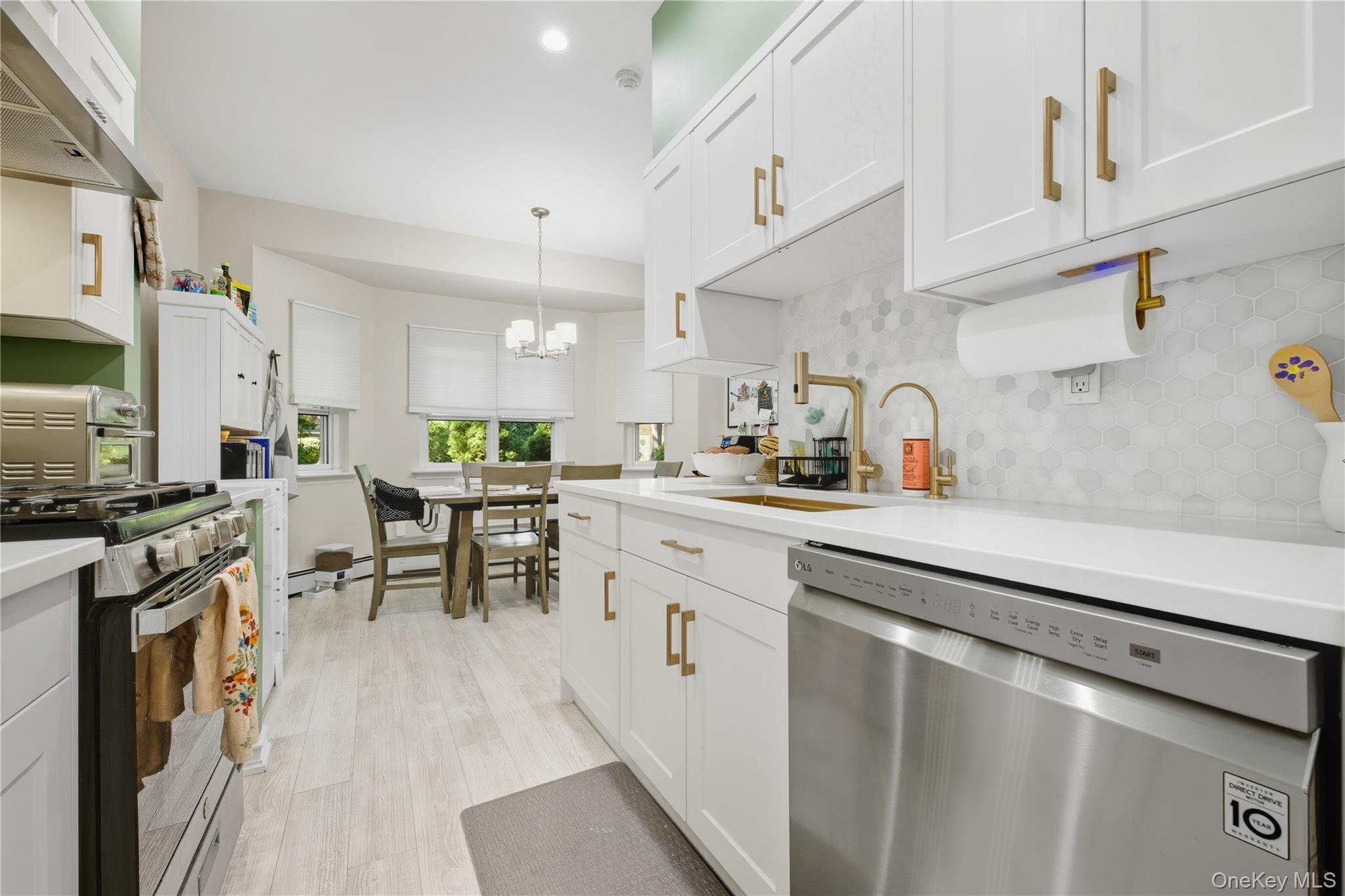 11 Glen Hollow Drive # D58, Holtsville, NY 11742