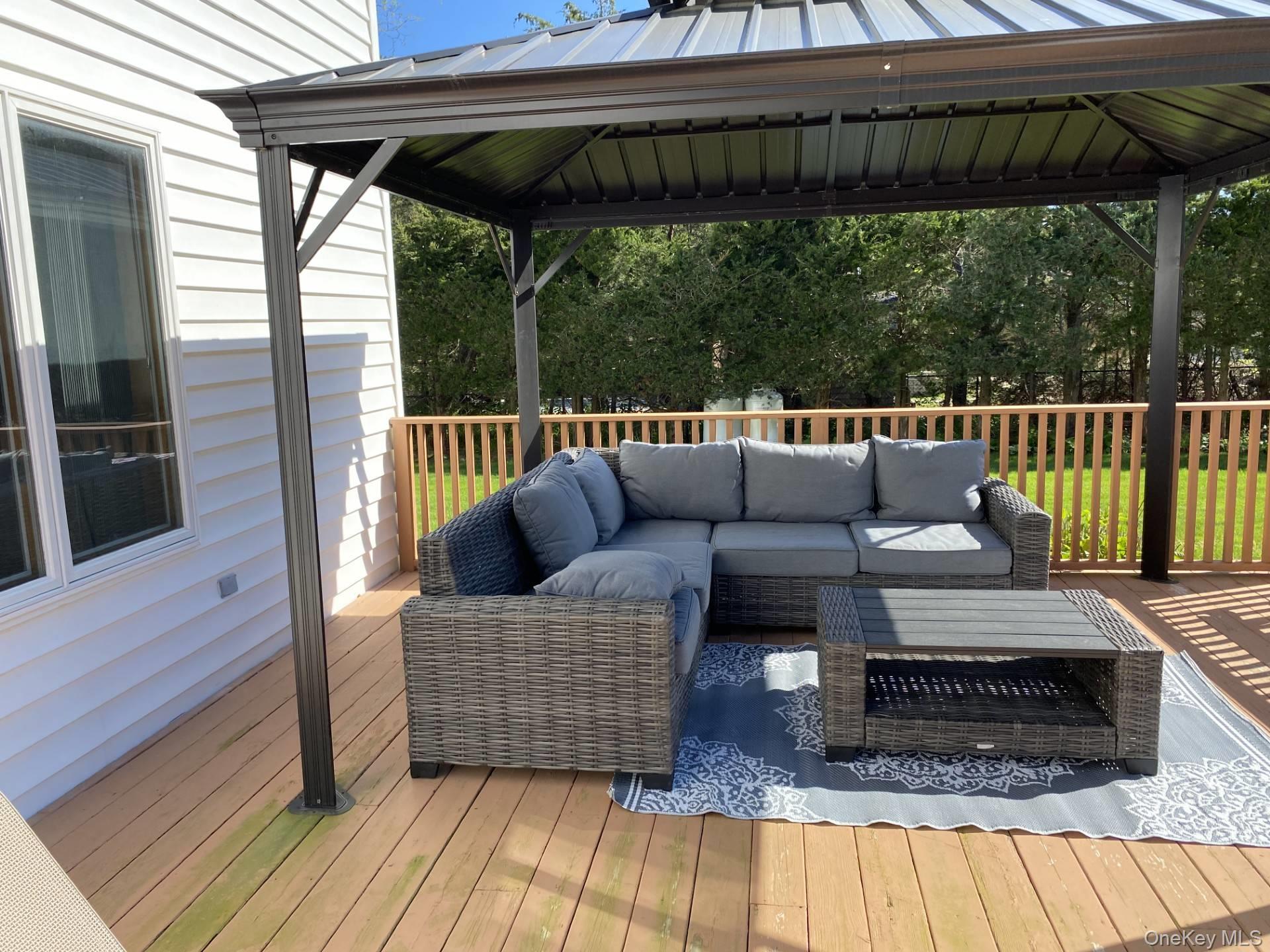 7 Sea Breeze Avenue, Westhampton, NY 11977