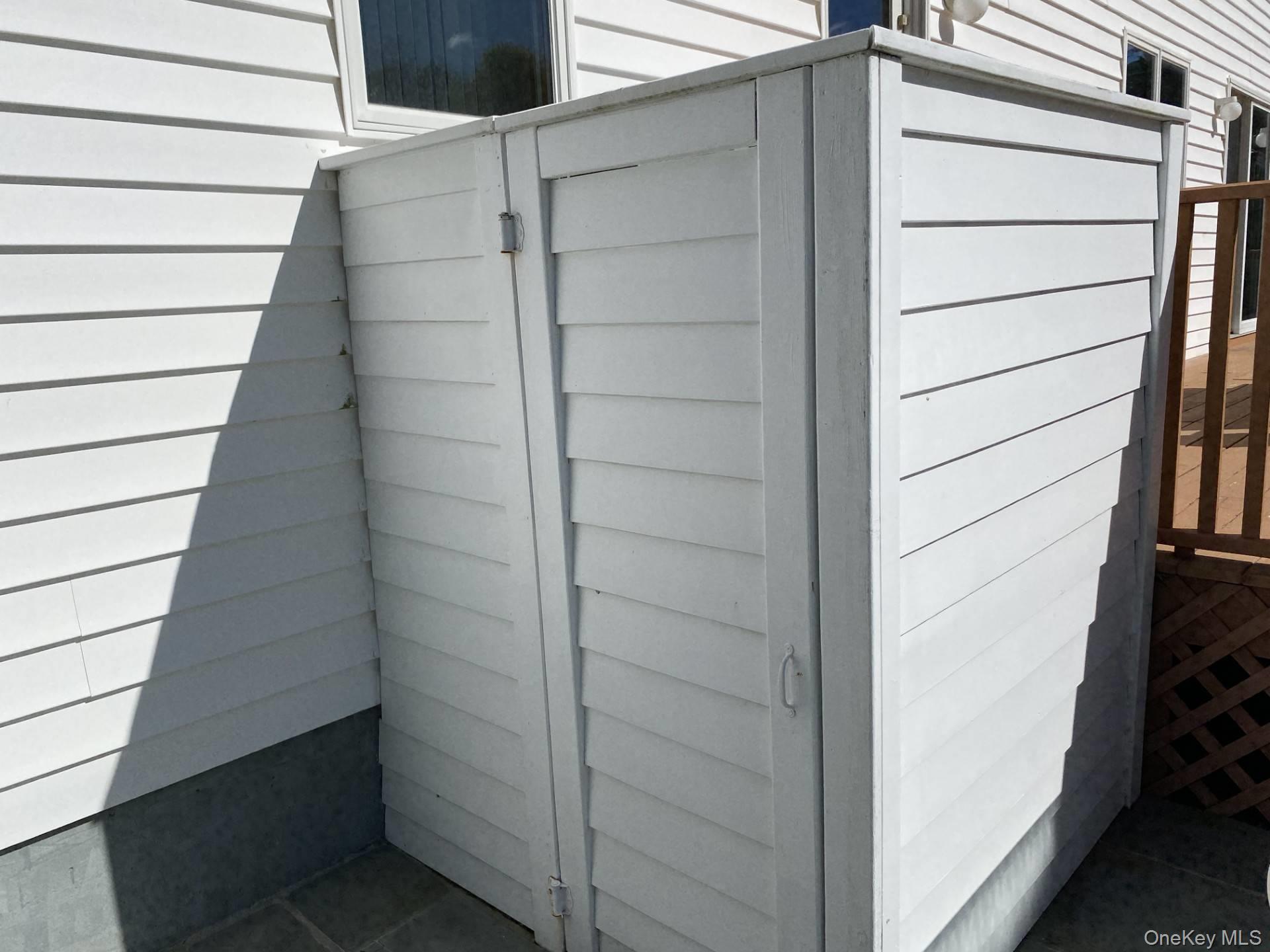 7 Sea Breeze Avenue, Westhampton, NY 11977