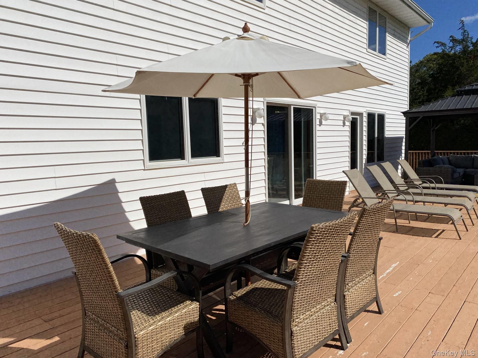 7 Sea Breeze Avenue, Westhampton, NY 11977