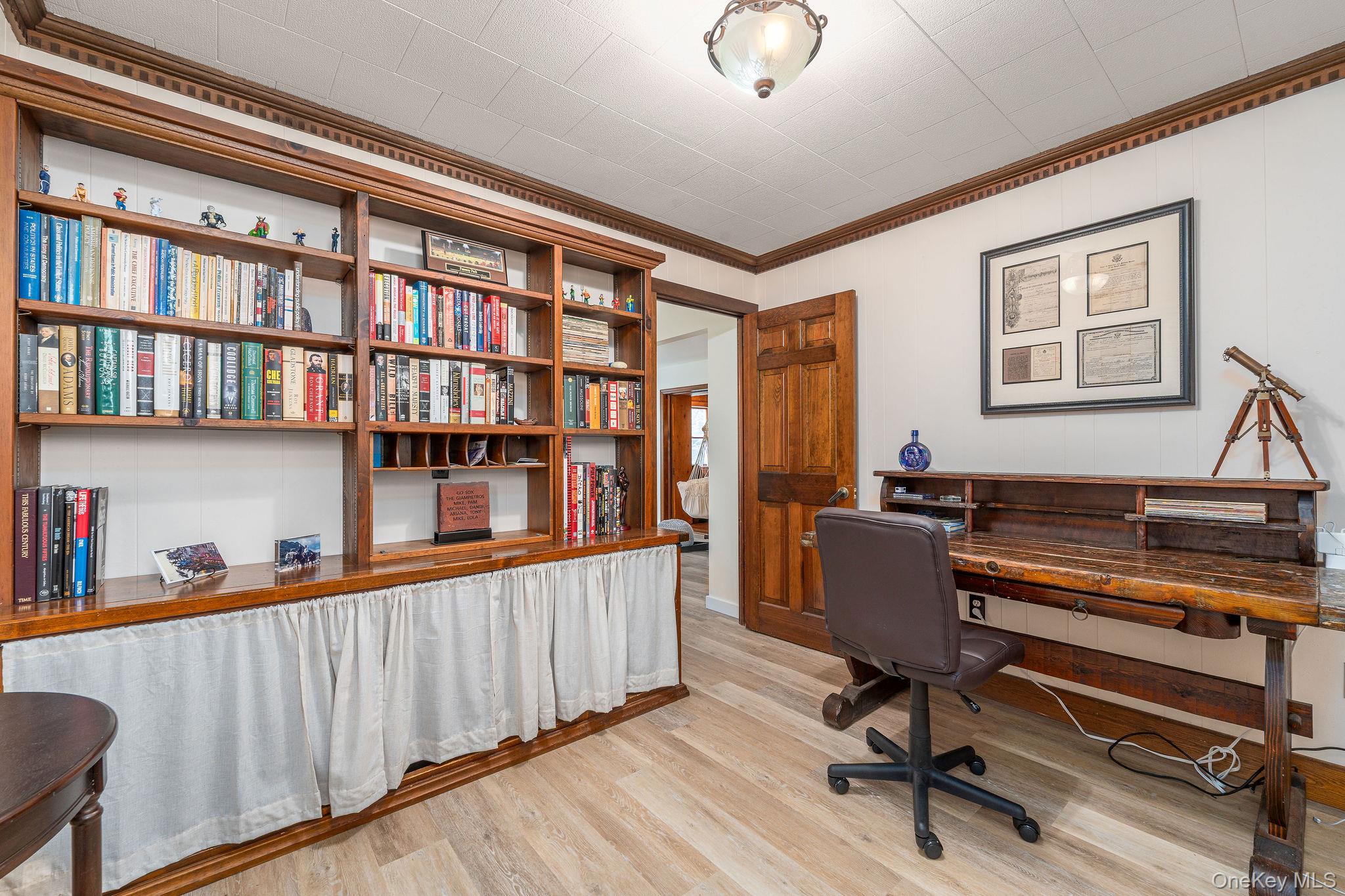 920 Bray Avenue, Laurel, NY 11948