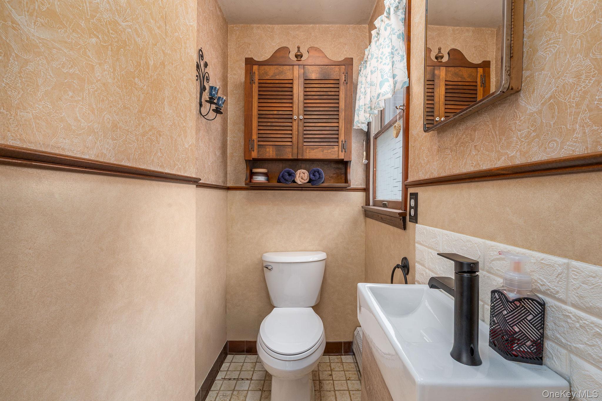 920 Bray Avenue, Laurel, NY 11948