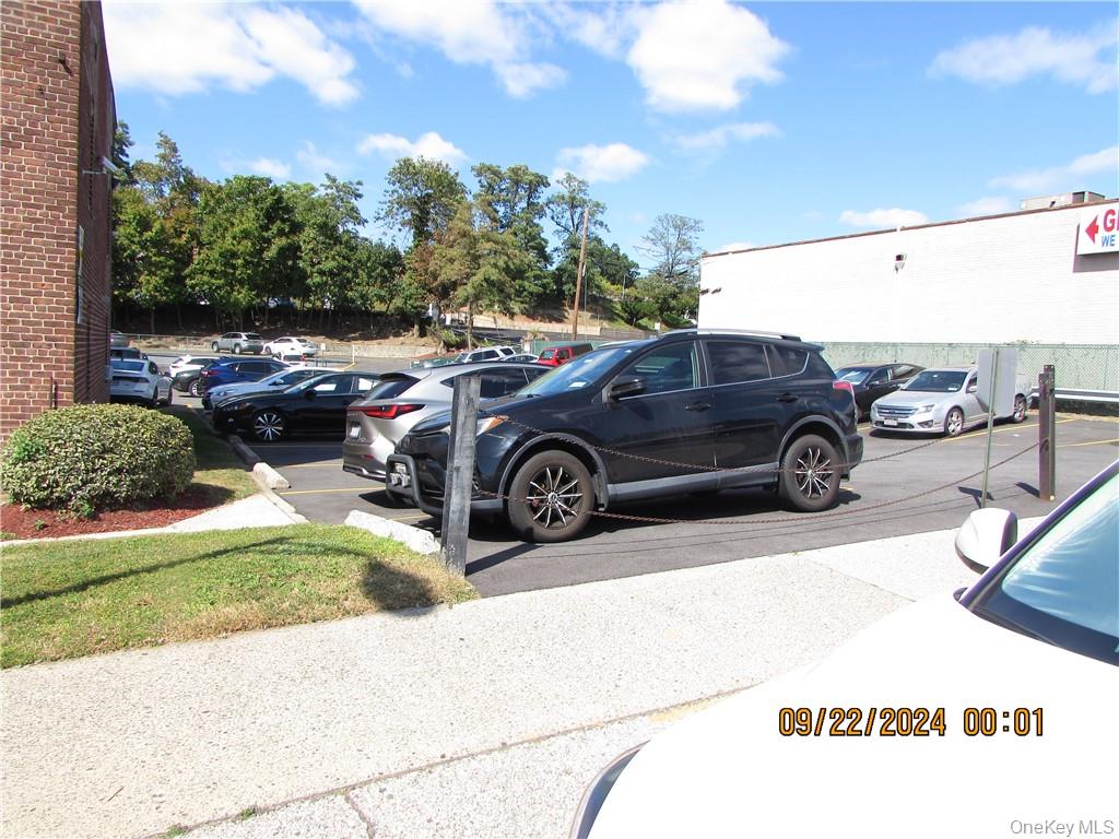 1561 Central Park Ave # I-5, Yonkers, NY 10710