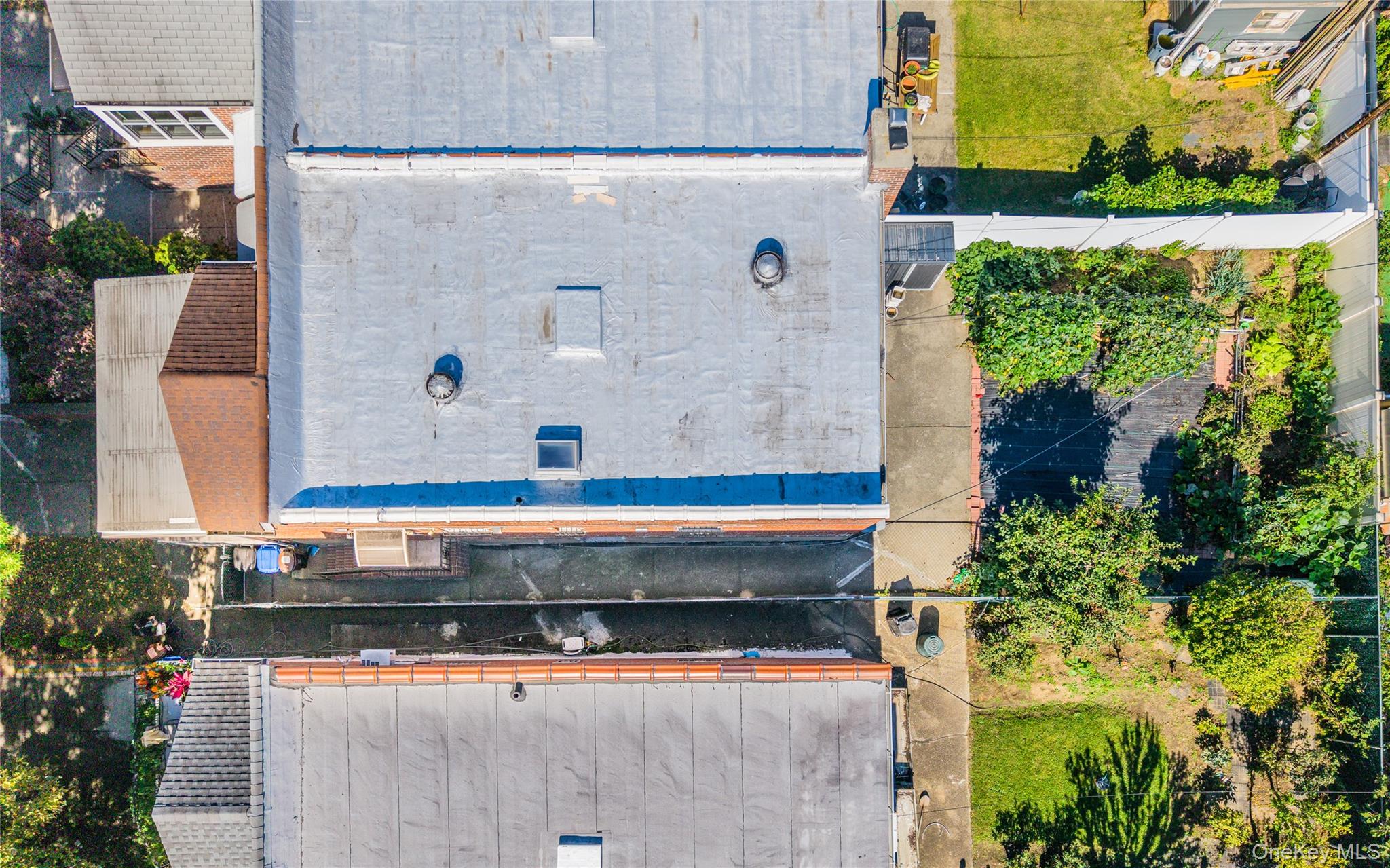 6737 180th Street, Fresh Meadows, NY 11365