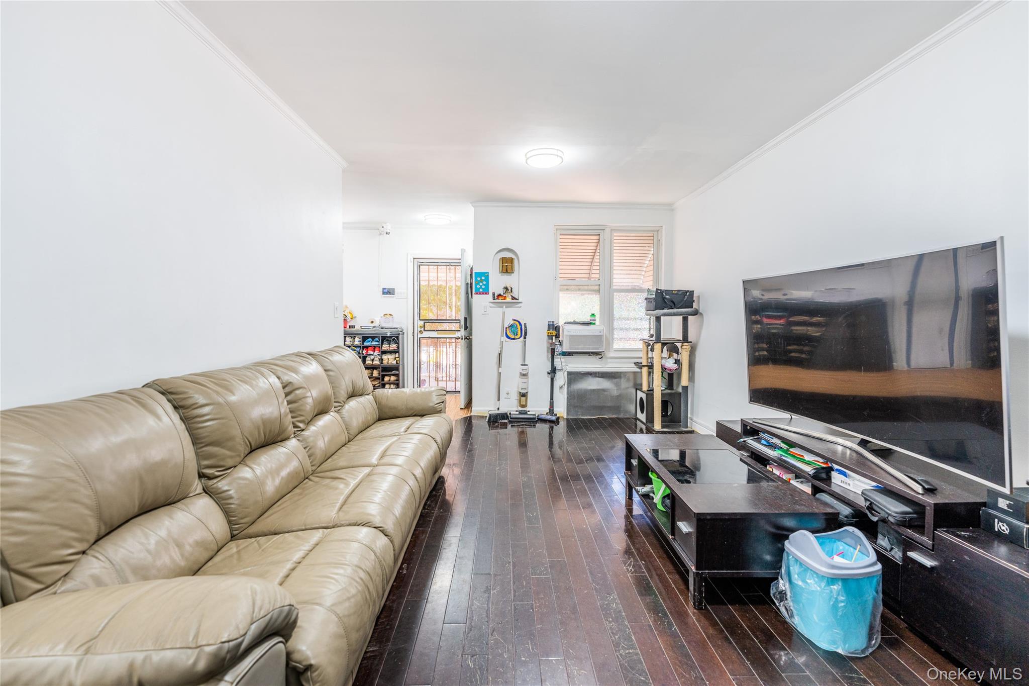 6737 180th Street, Fresh Meadows, NY 11365