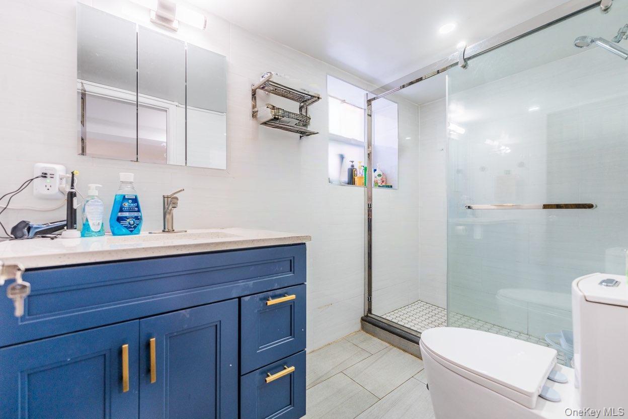 6737 180th Street, Fresh Meadows, NY 11365