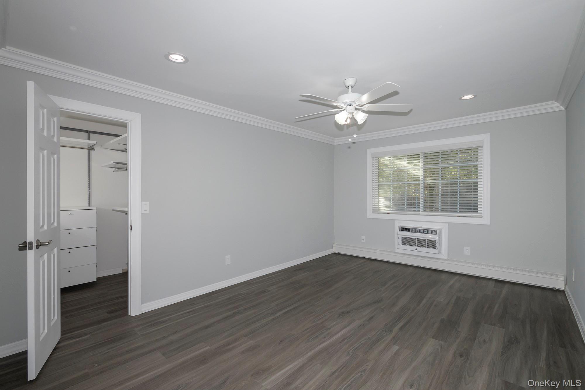 51 Cassa Loop # 51, Holtsville, NY 11742