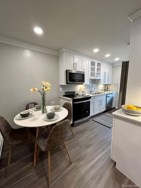 101 Cassa Loop # 101, Holtsville, NY 11742