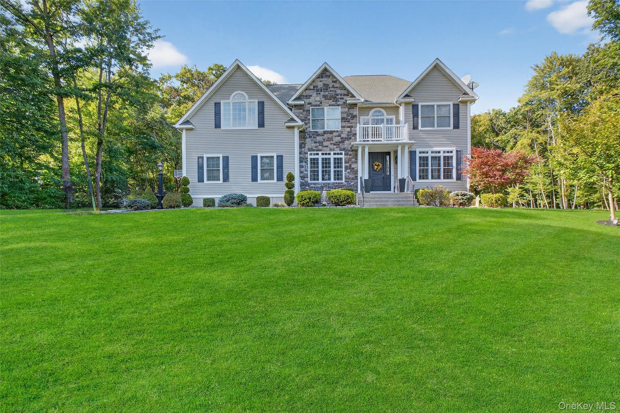 93 Shagbark Lane, Hopewell Junction, NY 12533