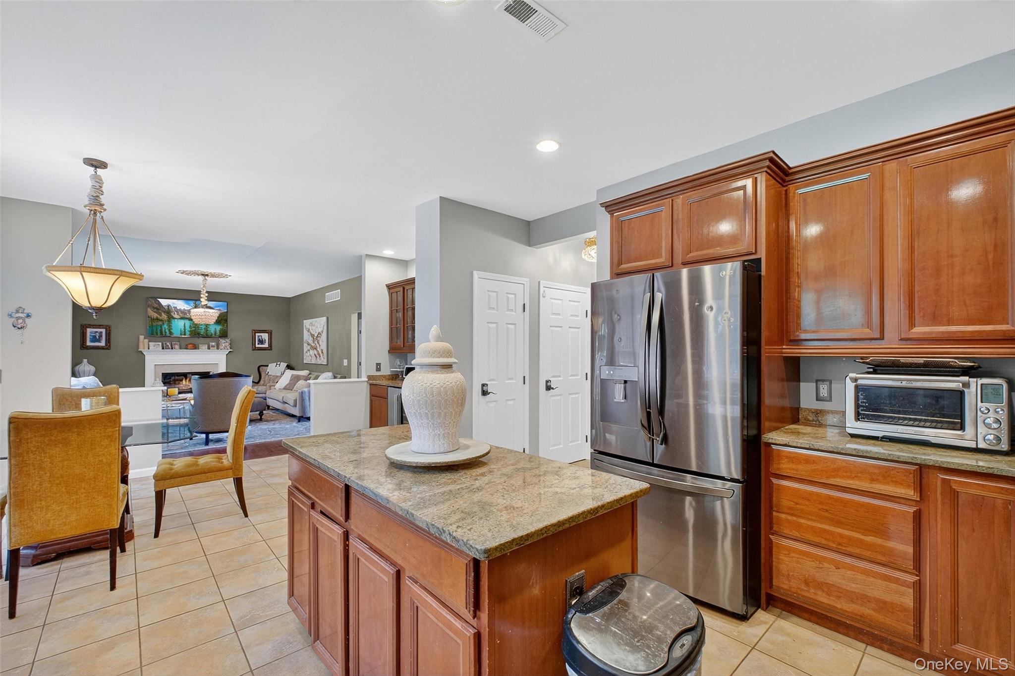 93 Shagbark Lane, Hopewell Junction, NY 12533