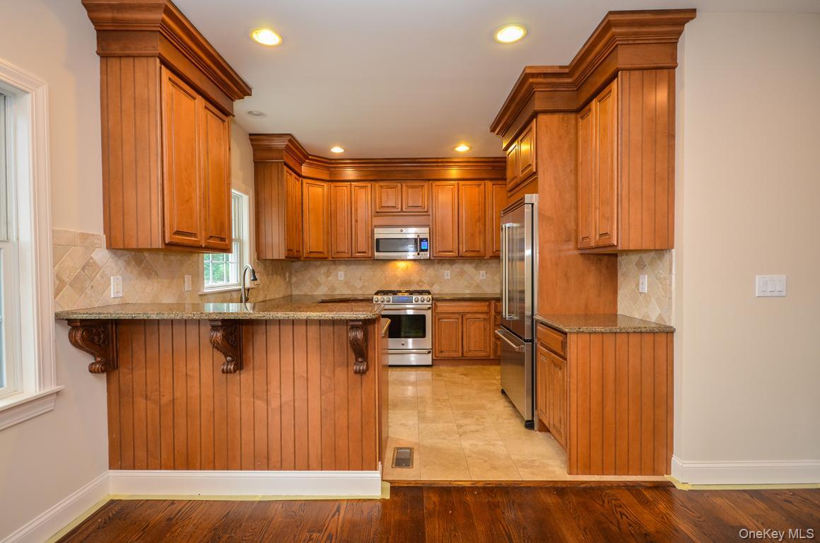 404 Columbus Avenue # Left Side, West Harrison, NY 10604