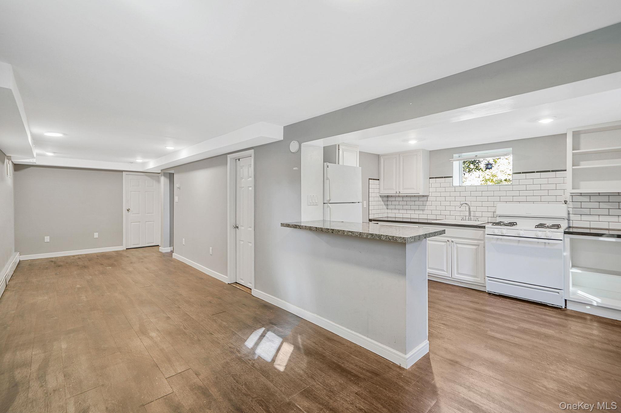 2812 Sipp Avenue, Medford, NY 11763