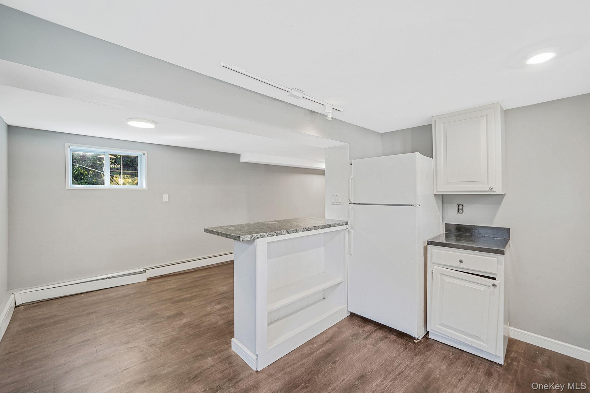 2812 Sipp Avenue, Medford, NY 11763