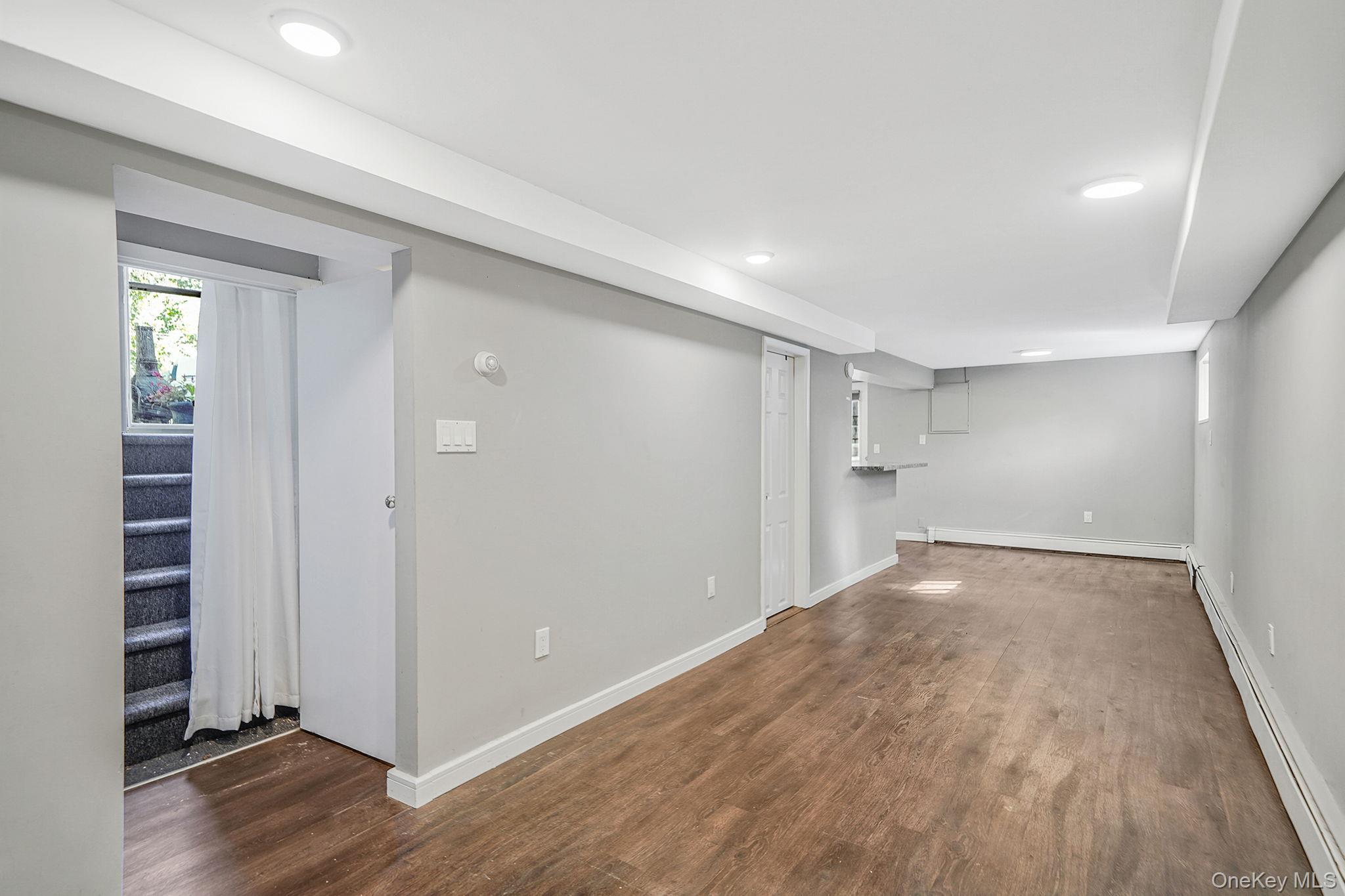 2812 Sipp Avenue, Medford, NY 11763