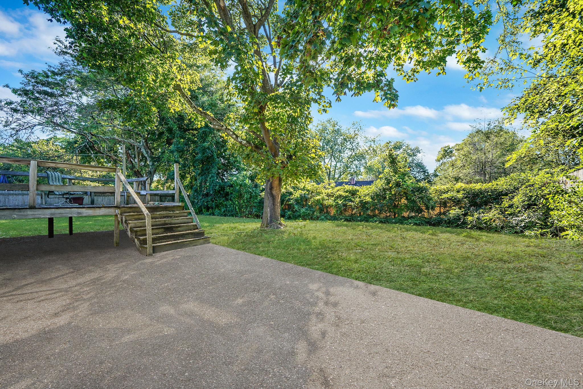 2812 Sipp Avenue, Medford, NY 11763