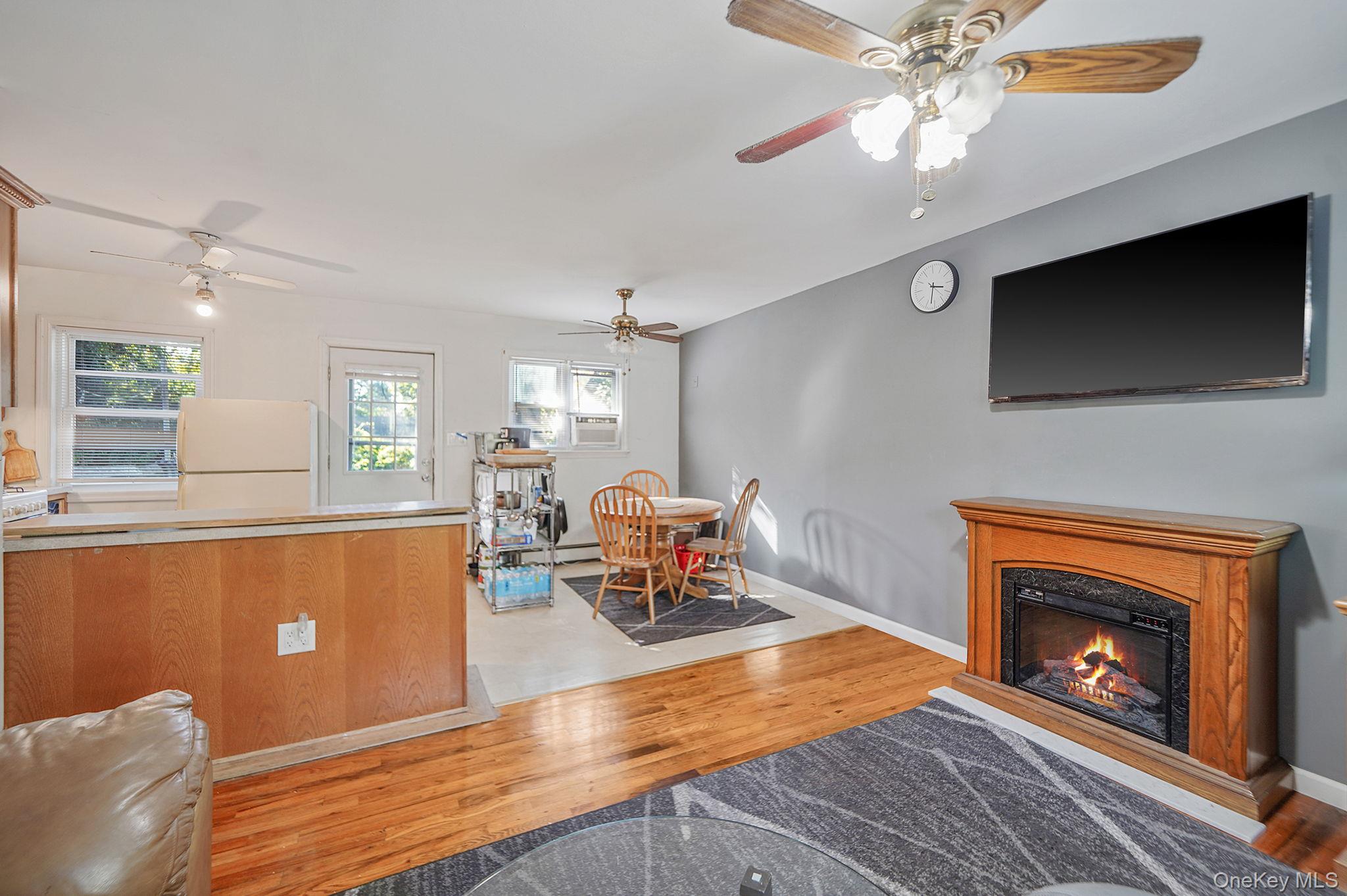 2812 Sipp Avenue, Medford, NY 11763