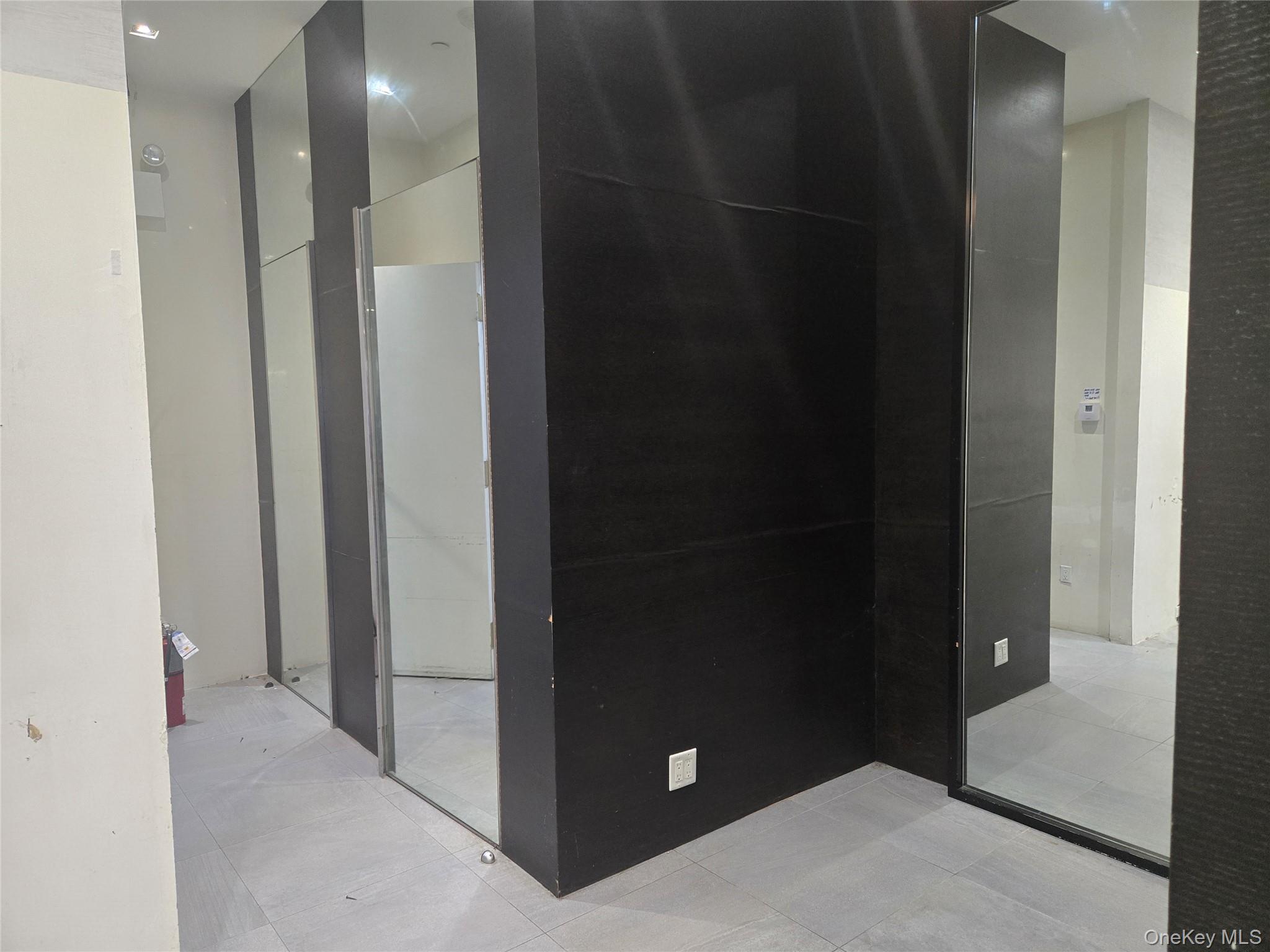 156-44 Northern Blvd # E, Flushing, NY 11354