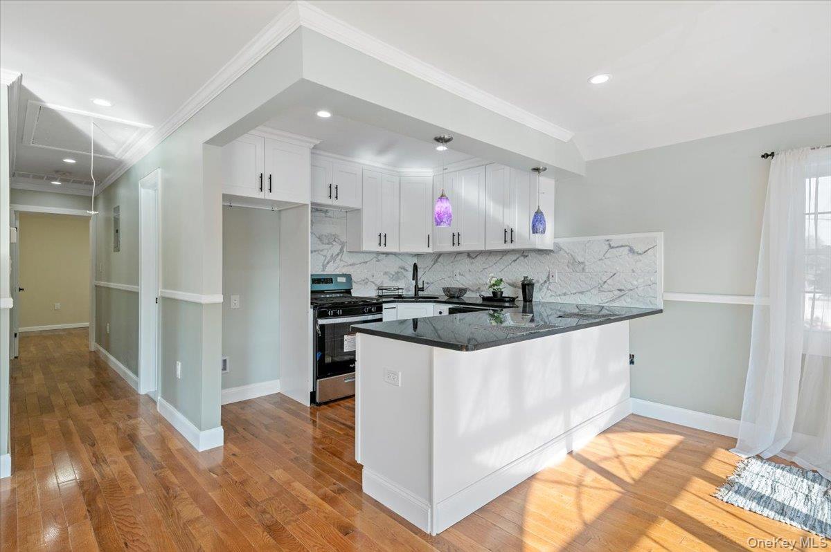 147- 26 240th Street, Rosedale, NY 11422