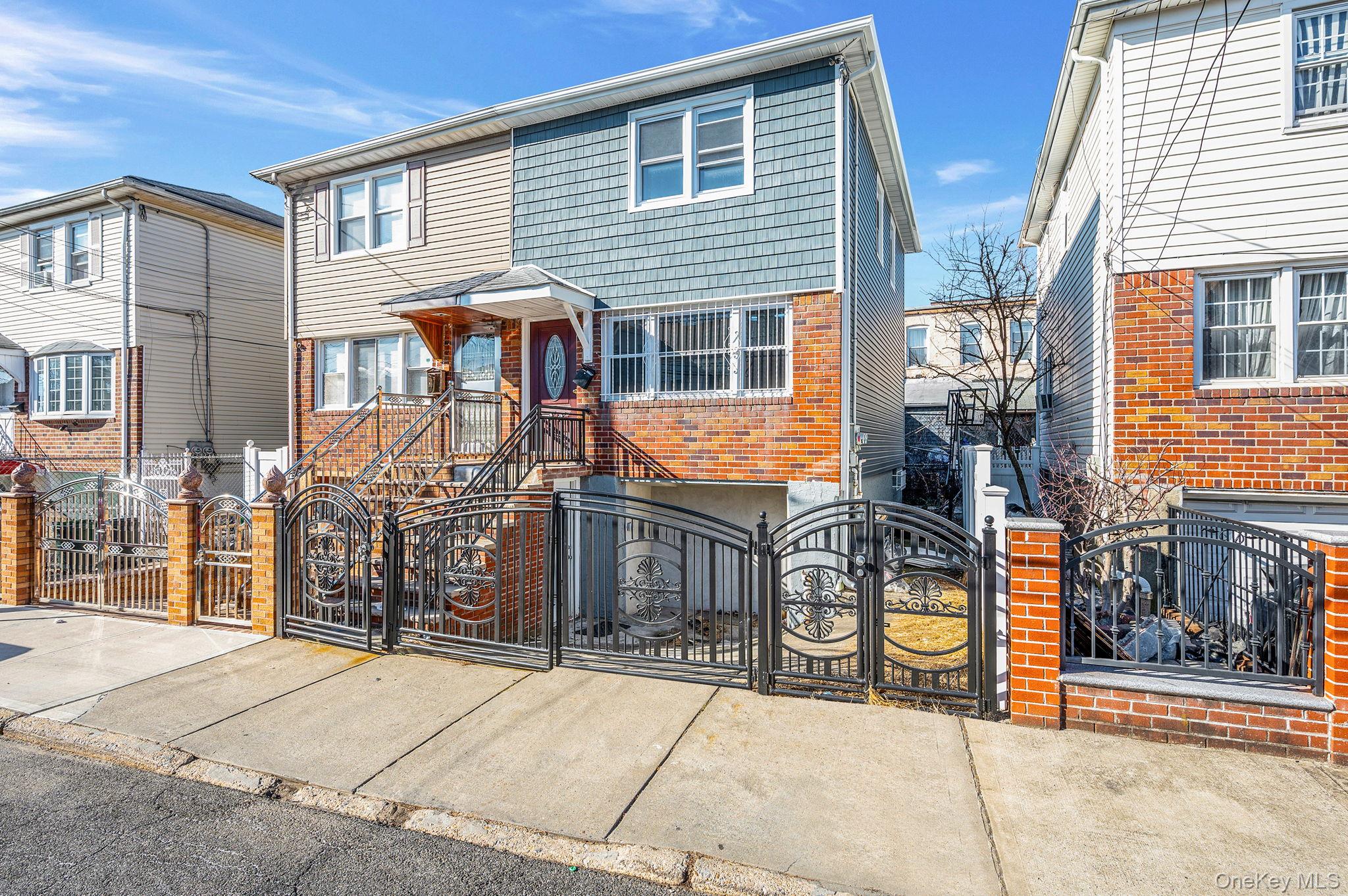 8726 127th Street, Richmond Hill, NY 11418