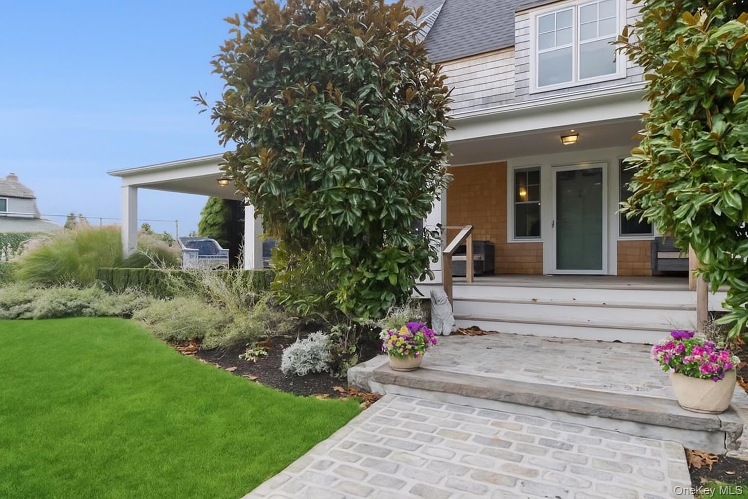 91 Beach Lane, Westhampton Beach, NY 11978