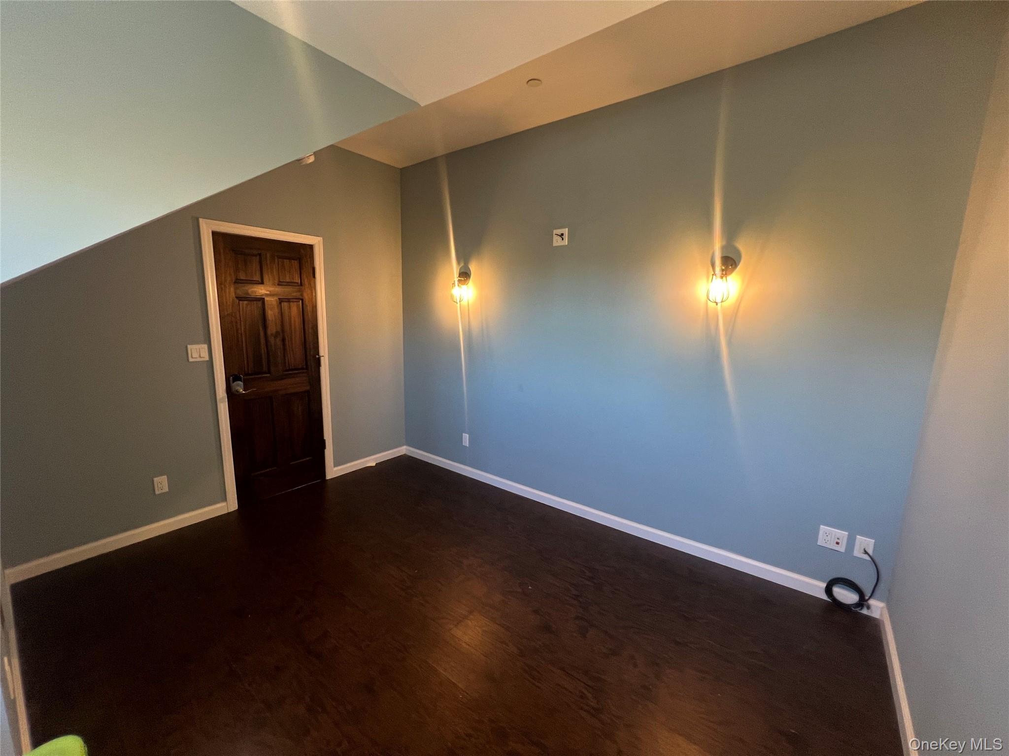 5720 Old Sunrise Highway, Massapequa, NY 11758