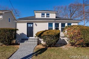 33 Marshall Avenue, Lynbrook, NY 11563