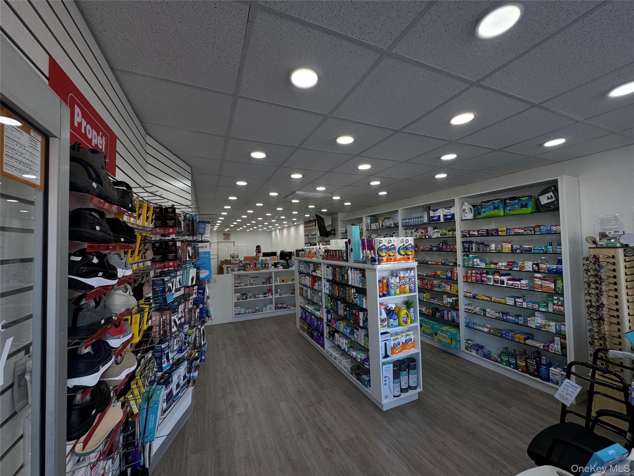 19314 Jamaica Avenue, Hollis, NY 11423