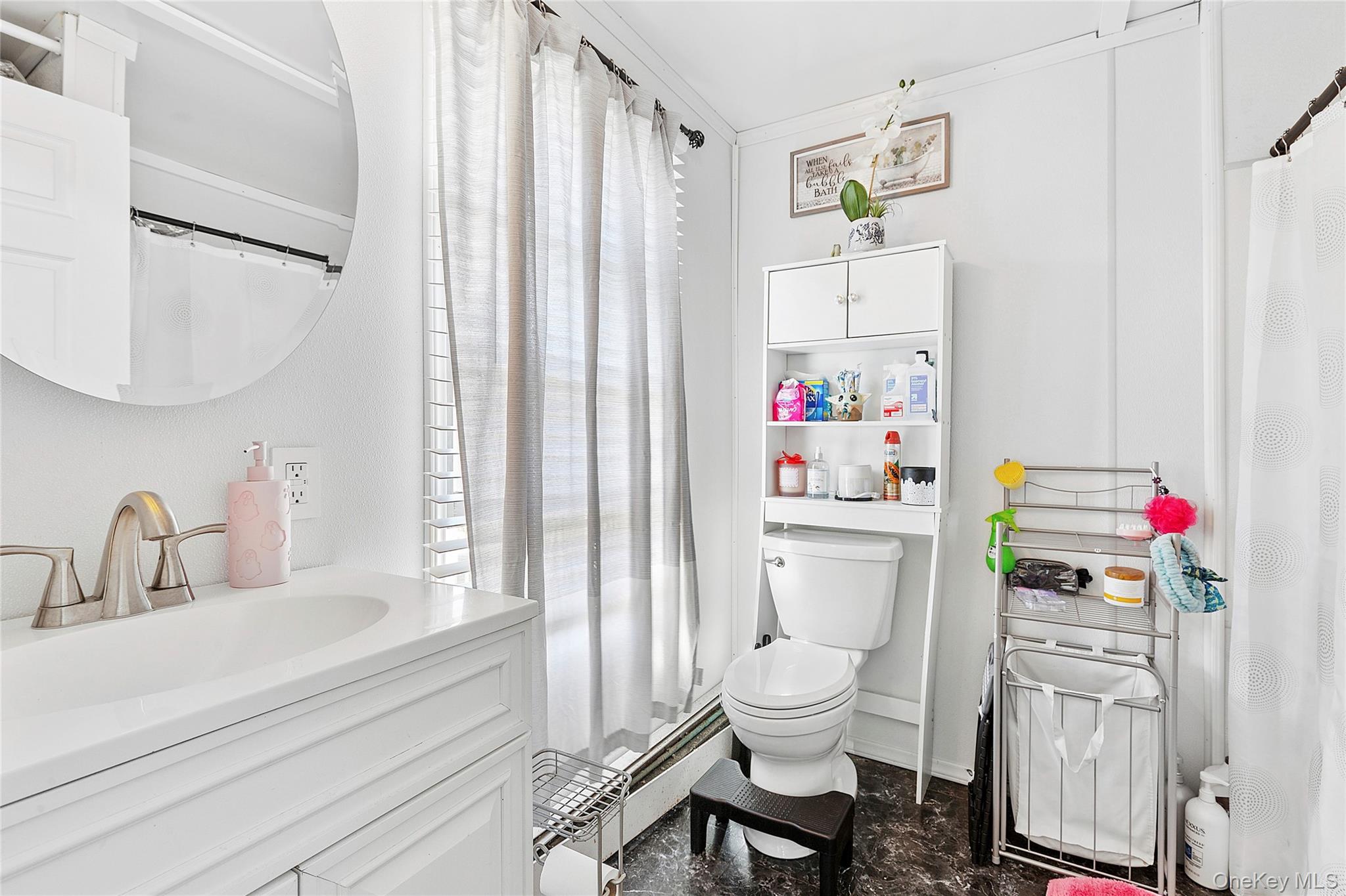 127 Lake Avenue, Flanders, NY 11901