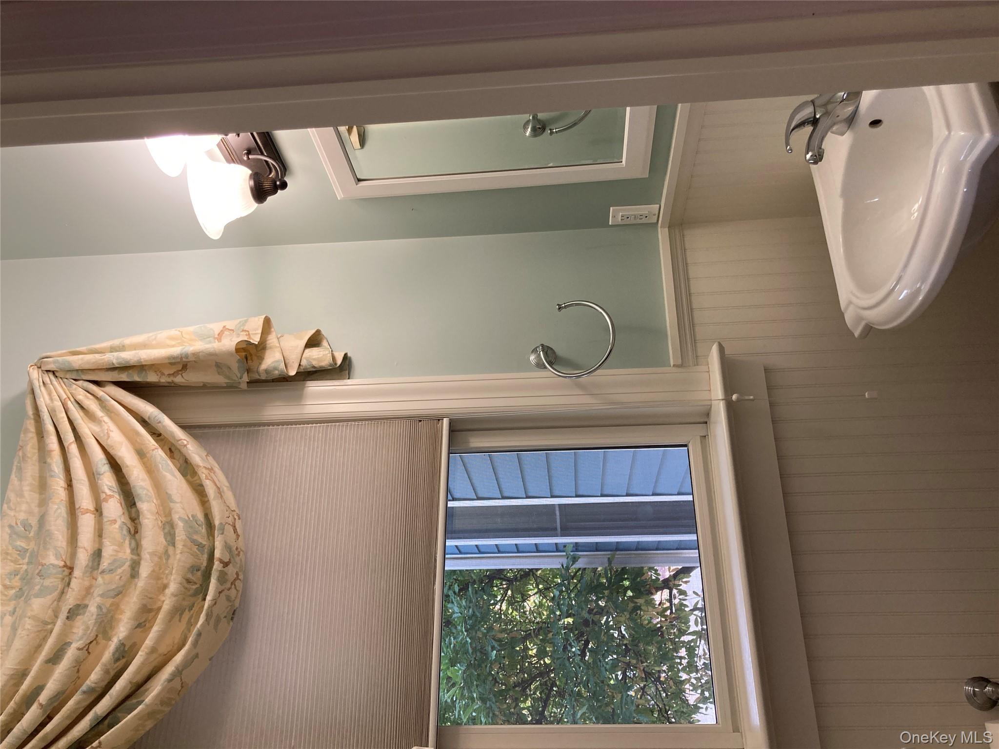 11 Aske Street, Warwick, NY 10990