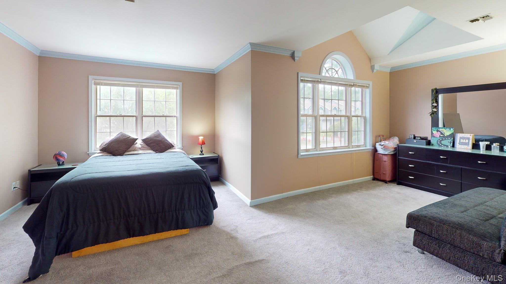 125 Pinebrook Drive, Hyde Park, NY 12538