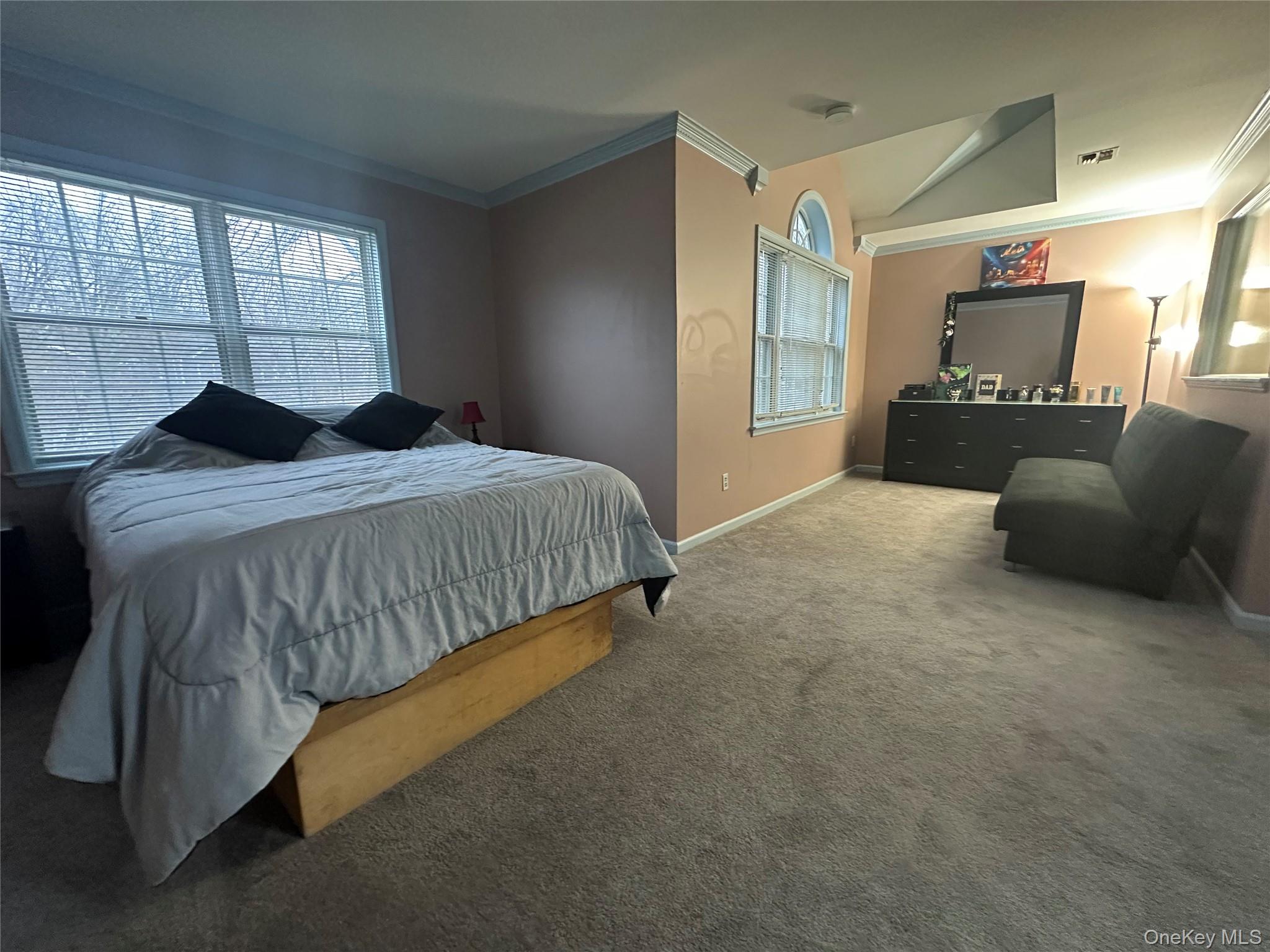 125 Pinebrook Drive, Hyde Park, NY 12538