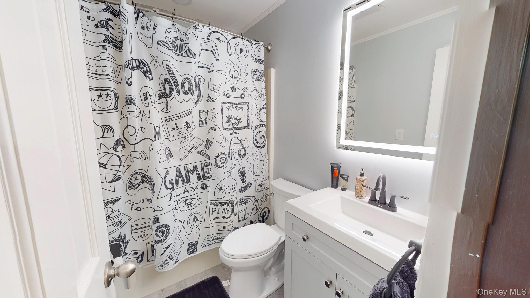 125 Pinebrook Drive, Hyde Park, NY 12538