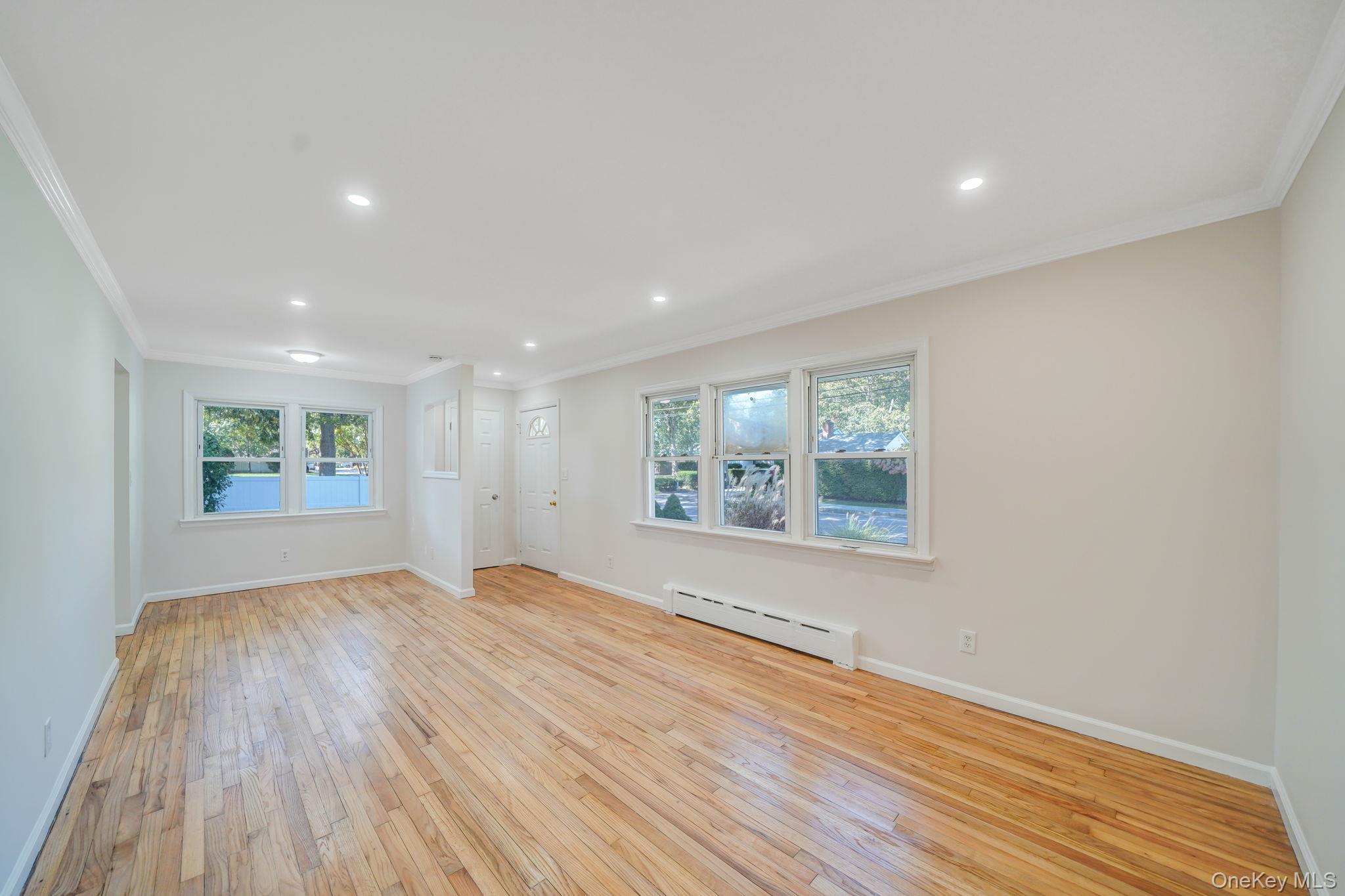 2 W Walnut Street, Islip, NY 11751