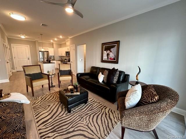 75 E Hoffman Avenue # 1036, Lindenhurst, NY 11757