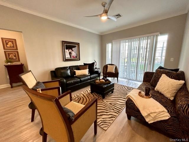 75 E Hoffman Avenue # 1036, Lindenhurst, NY 11757