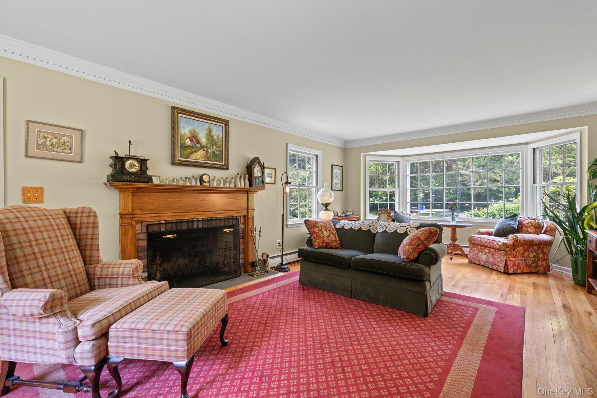 4 Pippin Lane, Lloyd Harbor, NY 11743