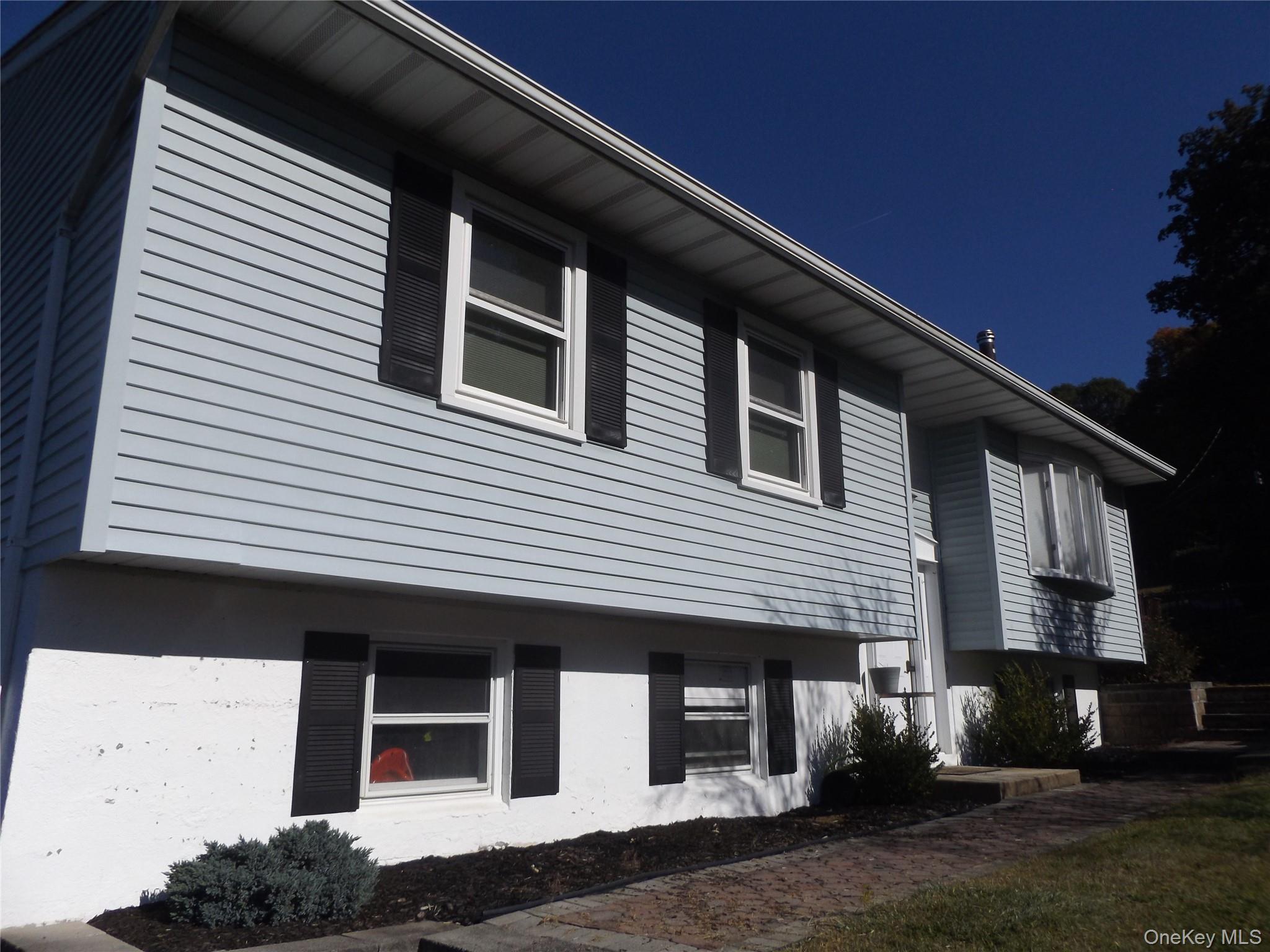 32 Willow Road, Beacon, NY 12508