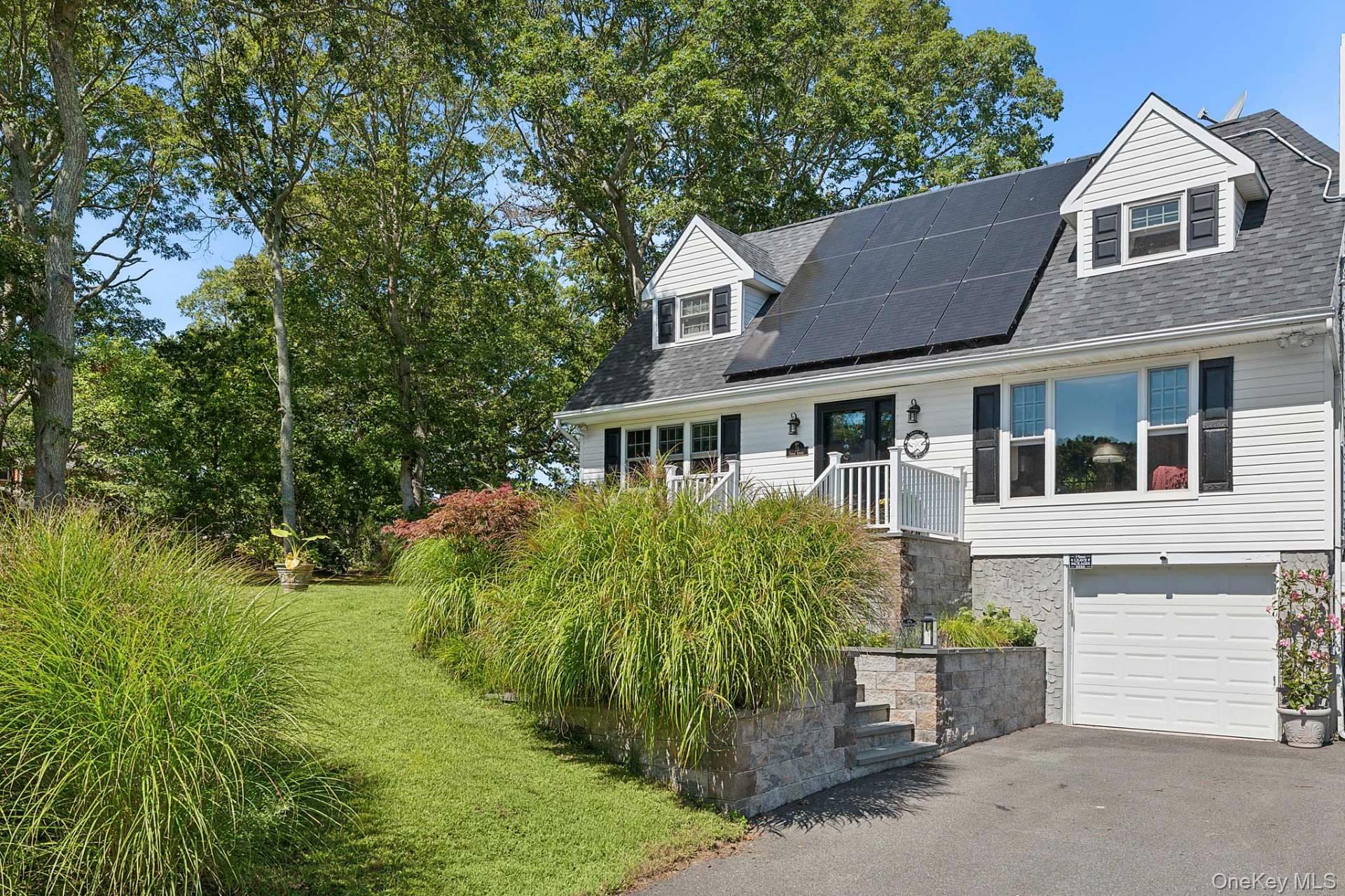 58 Ocean Avenue, Hampton Bays, NY 11946